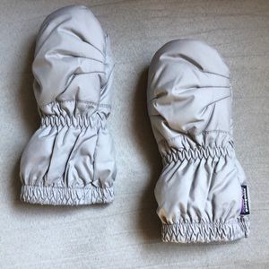 Patagonia baby puff mittens